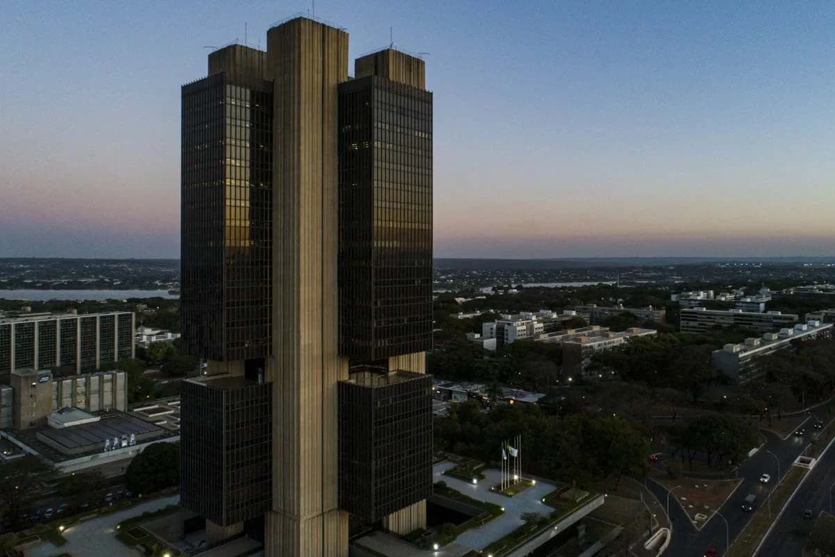 Banco Central lança regra para bancos “ensinarem” educação financeira