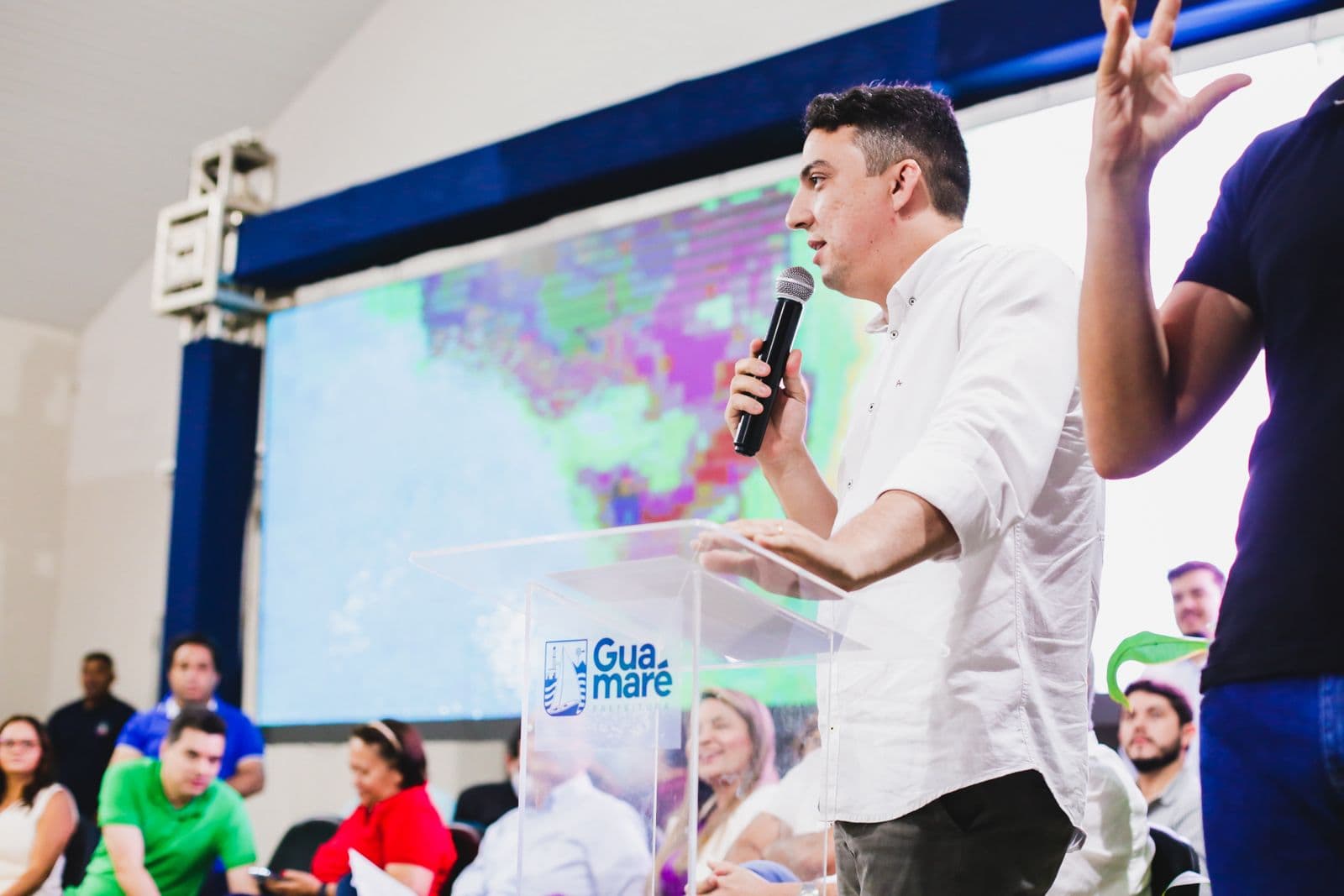 Prefeito de Guamaré Arthur Teixeira e governadora assinam ordem de serviço de obras na RN-401