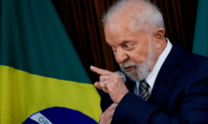 Lula assina indulto de Natal e exclui condenados pelo 8 de janeiro