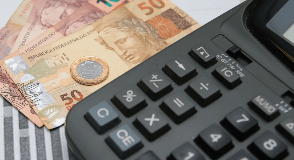 Alíquota do novo imposto sobre consumo vai ser calculada depois da aprovação final da reforma tributária