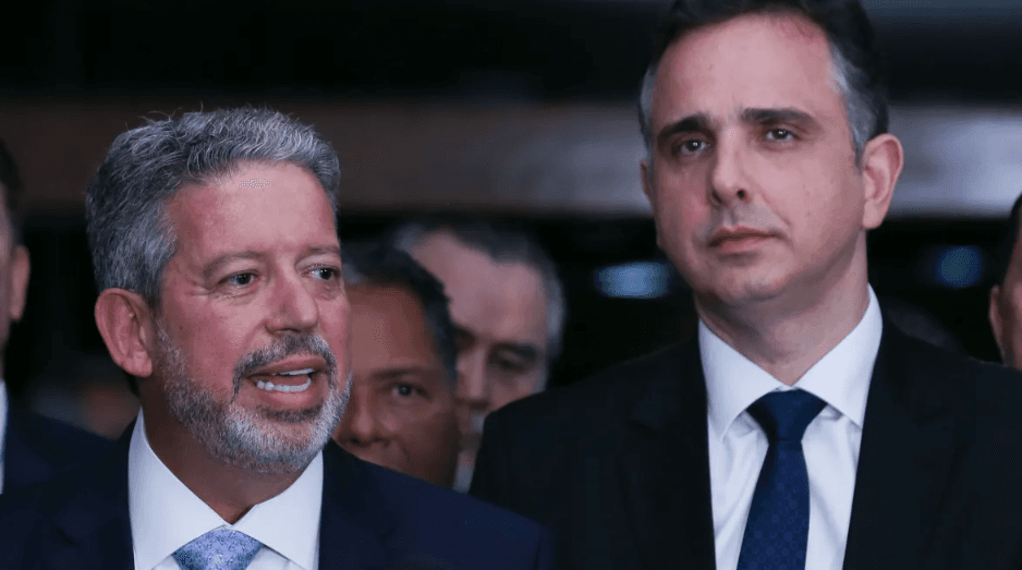 Lira comunica Pacheco que não apoia PEC que limita mandatos no STF