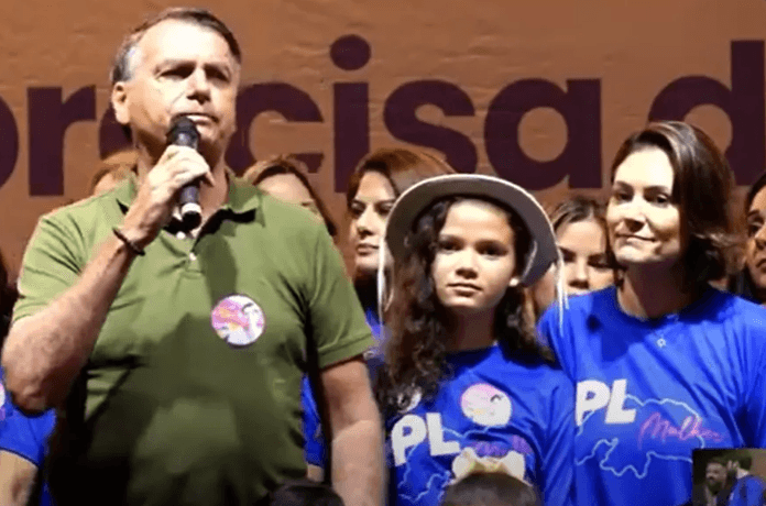 Michelle Bolsonaro diz que Dino é ‘comunista’ e ‘contra os princípios cristãos’: ‘Já imaginou esse homem chegar ao STF?’