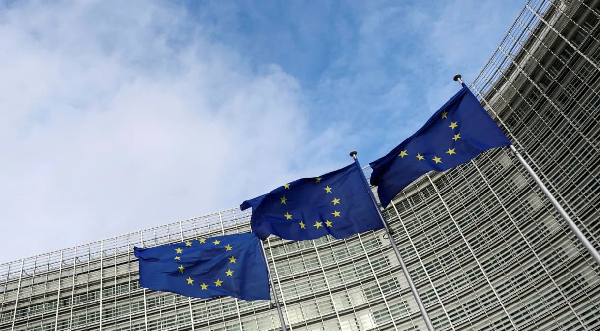 Hungria bloqueia tentativa de ajuda financeira da UE à Ucrânia
