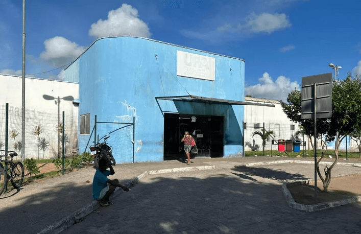 Pacientes esperam até 7 horas por atendimento em UPA na Zona Norte de Natal