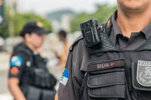 Ministério da Justiça prepara lei para estimular uso de câmera corporal por policiais