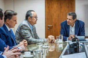 Governo Lula avalia retomar benefício a pastores após desgaste com evangélicos