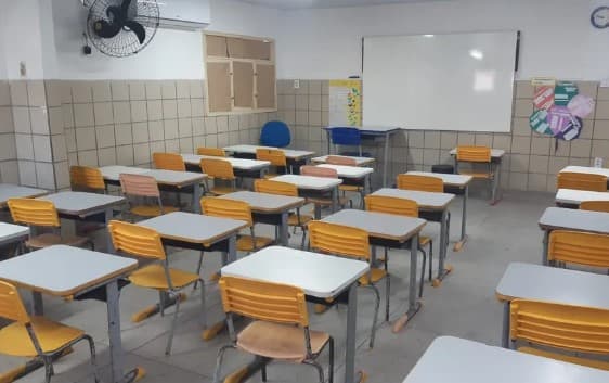 Governo do RN vai atrasar parcela do piso do magistério
