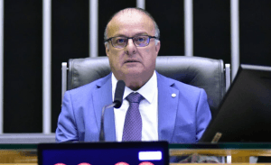 Paulinho recebe apoio de 5 partidos à pré-candidatura