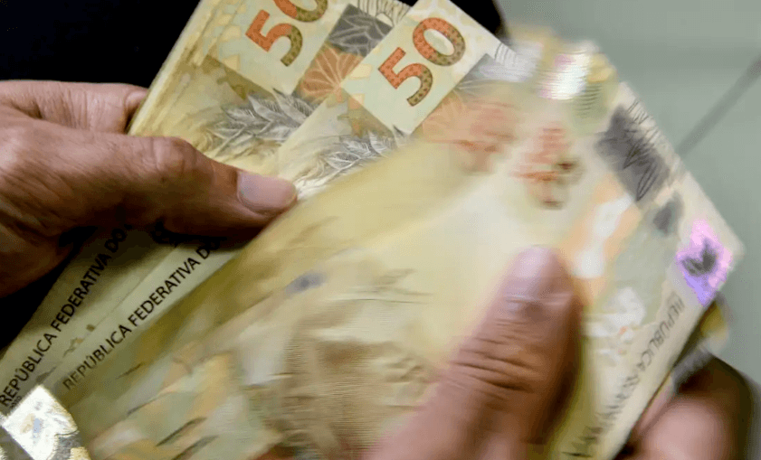 10% dos declarantes de IR concentraram 51% da renda do país em 2022