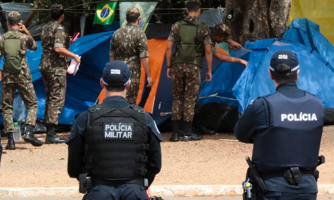 Exército conclui que não houve crime de militares no dia 8 de janeiro