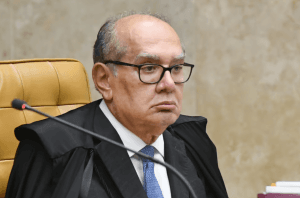 Gilmar responsabiliza Bolsonaro por 8 de janeiro