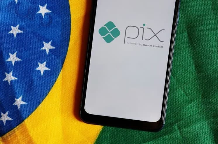 Pix e e-commerce: mercado brasileiro online movimentou R$ 32,2 bilhões em 2023