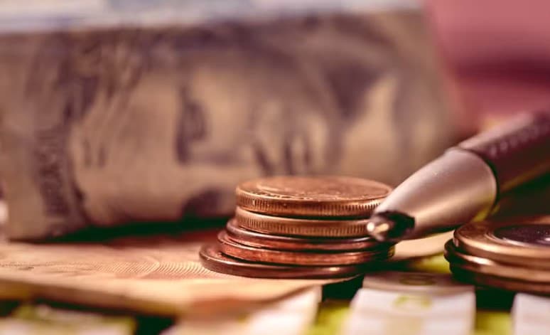 Brasil se mantém entre os países com maior taxa de juro real no mundo, mesmo após corte da Selic