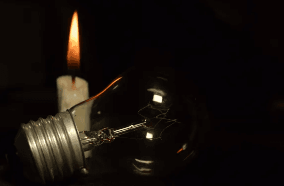 APAGÃO: Quedas de energia durante o réveillon causam revolta em moradores e veranistas de praias do litoral sul do RN