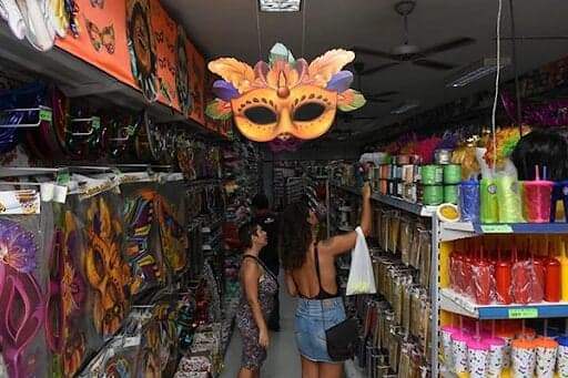 Carnaval 2024: comércio potiguar movimentará mais de R$ 500 milhões no feriado, projeta Fecomércio RN