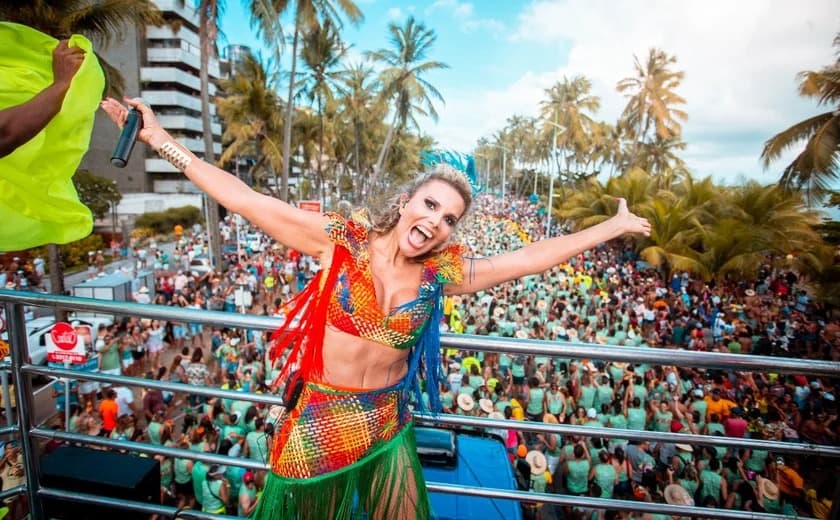 Em exclusiva ao BG, Márcia Freire fala do bloco Se Parar eu Caio e conta sua história com Natal