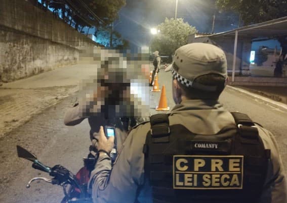 Lei Seca flagra 61 motoristas alcoolizados entre sexta-feira (9) e a segunda-feira (12) em Natal; sete condutores foram presos