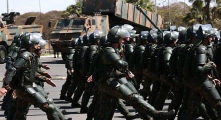 Exército diz em nota que tem prestado ‘todas as informações necessárias' à PF sobre operação realizada nesta quinta (8)