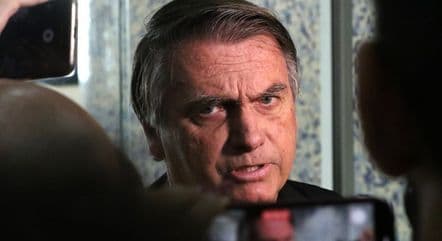 Bolsonaro diz ao STF que não vai depor à PF sem ter acesso a provas