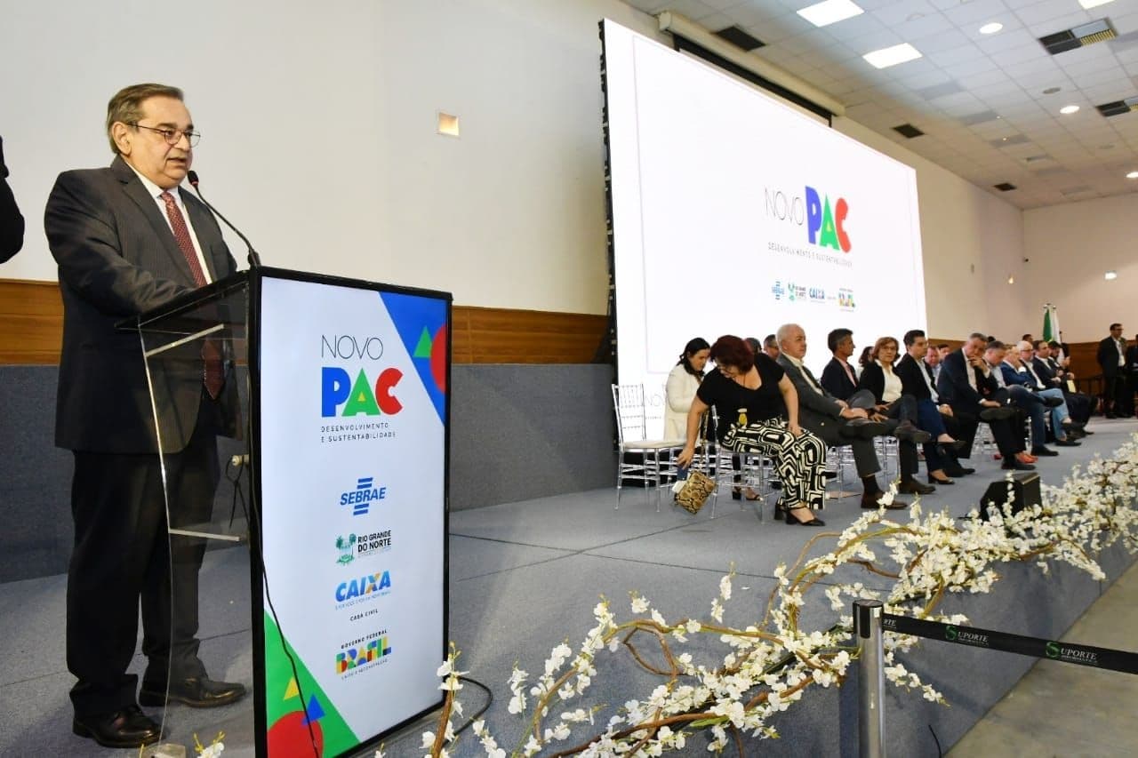 Prefeitura celebra aprovação dos projetos de Natal no PAC Seleções