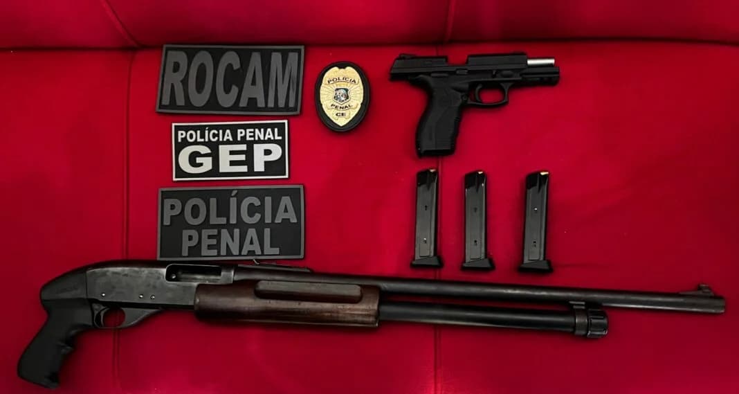 Policiais que buscam fugitivos de Mossoró prendem homem que estava com armas de facção