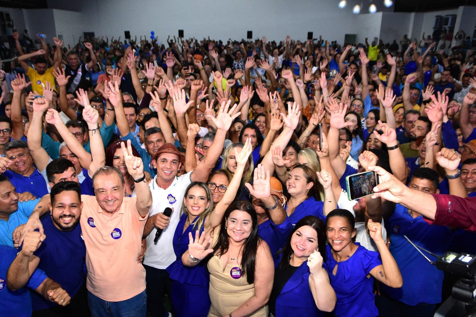 Allyson demonstra força política e filia 14 vereadores de Mossoró ao União Brasil