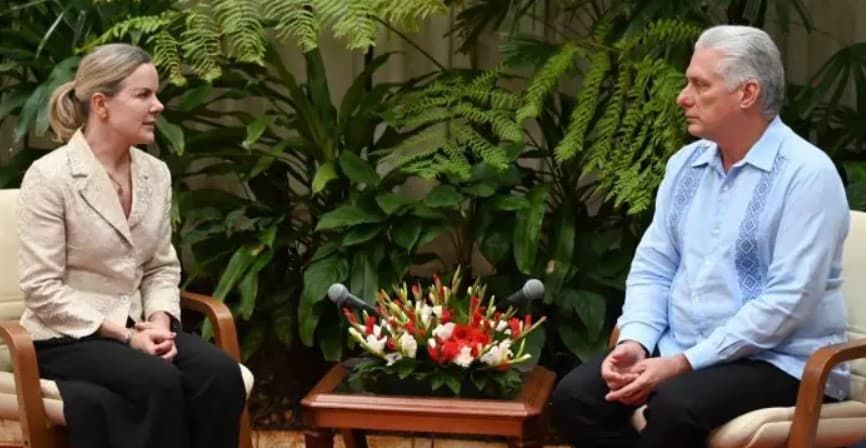 Gleisi Hoffmann vai a Cuba perguntar o que o Brasil ‘pode fazer para ajudar' a ditadura comunista