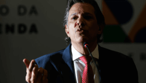 Haddad já recuou 6 vezes em pautas para aumentar a arrecadação