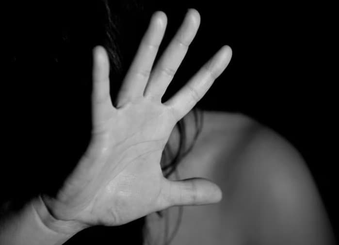 FEMINICÍDIOS: Brasil teve uma mulher morta a cada 6 horas em 2023; número é recorde