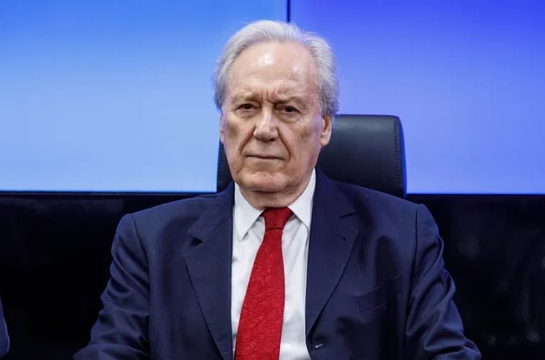 Lewandowski trata de buscas por fugitivos de Mossoró em reunião ministerial com Lula