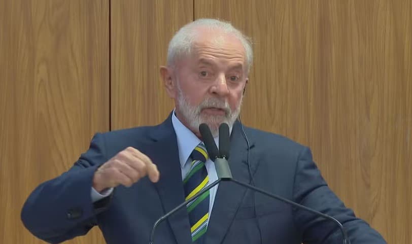 ‘É grave', diz Lula sobre candidata da oposição barrada de concorrer às eleições na Venezuela