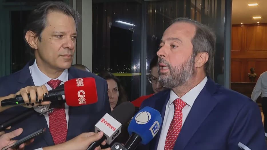 Ministro diz que Petrobras pode pagar dividendos extraordinários, mas ressalta: ‘Investidor sabe que o governo é o controlador'