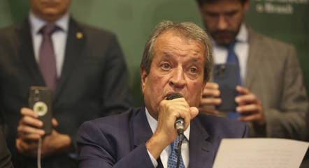 Valdemar Costa Neto diz ter sido pressionado por Bolsonaro a entrar com ação no TSE sobre fraude nas urnas