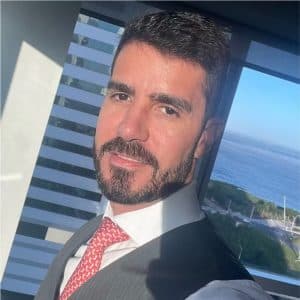 Polícia Civil identifica e tenta prender suspeitos de participar da execução de advogado no Rio