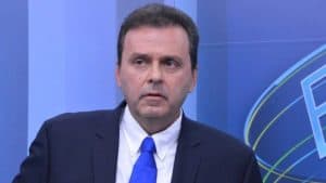 Juiz do TRE afirma que Carlos Eduardo superfaturou contratos e pagou gasolina a um posto que ele é o proprietário