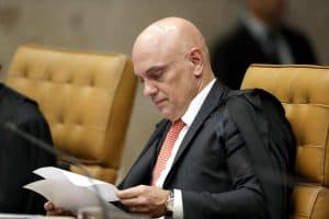 Moraes propõe primeira absolvição total de acusado por participação no 8 de janeiro