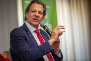 Governo Lula precisa de R$ 50 bi em receitas extras para cumprir meta de 2025