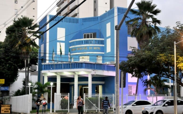 Câmara derruba veto do prefeito a projeto sobre funcionamento de clubes de tiro em Natal