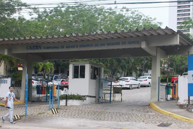TRÂNSITO: Trecho da avenida Prudente de Morais está interditado
