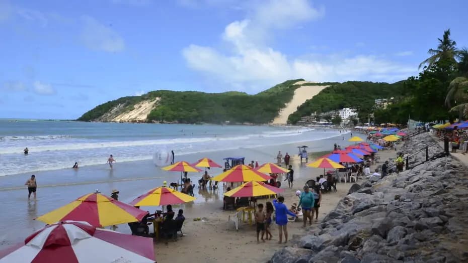 Empresa contesta resultado e licitação para engorda de Ponta Negra é adiada