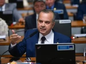 VÍDEO: "República sindical de volta": Rogério Marinho detona fraudes no INSS e diz que PT quer reviver o sindicalismo dos anos 40