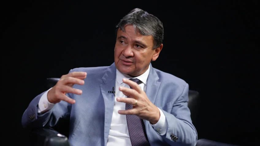 Ministro culpa “fake news” por queda na aprovação de Lula