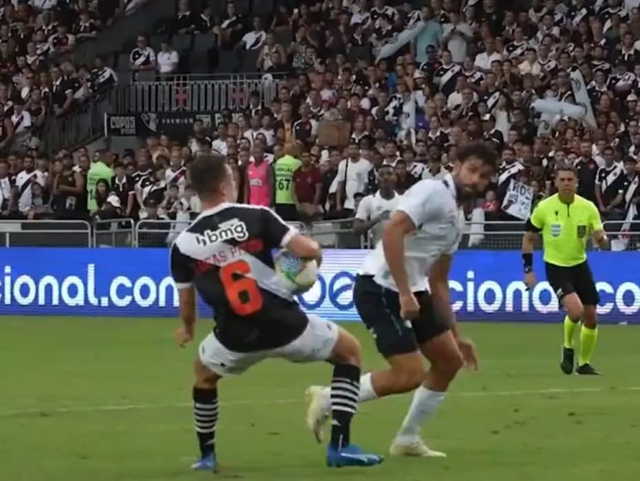 Primeira divisão do Brasileirão começa com muitas polêmicas de arbitragem