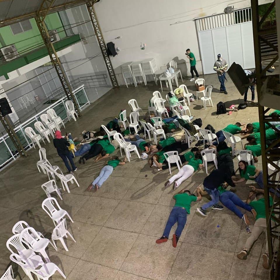 Professores e funcionários sofrem arrastão em escola de Mossoró