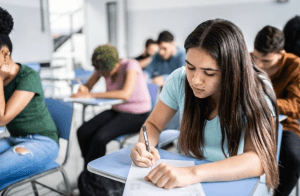 Enem 2024: apenas 5% dos jovens têm intenção de usar notas no Fies