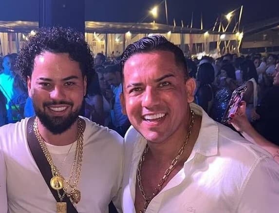 Voo é cancelado e ‘influencers' são retirados de avião pela Polícia Federal após brincadeira com “bomba de peido”