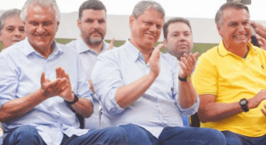 “Só discuto 2026 depois de 2024”, diz Bolsonaro após elogios a Tarcísio e a Caiado