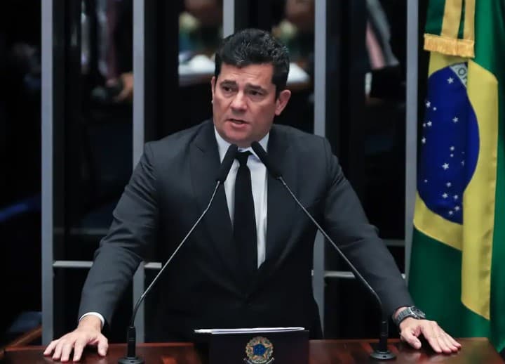 Advogados do PT e PL dizem que vão recorrer ao TSE por cassação de Moro