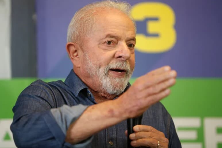 Lula diz que, de vez em quando, é preciso ‘uma cachacinha' para fazer articulação política