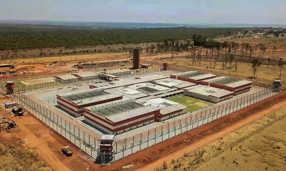 Transferência de presos, novas câmeras e reforço na luminária: veja o que mudou na Penitenciária Federal de Mossoró após fuga
